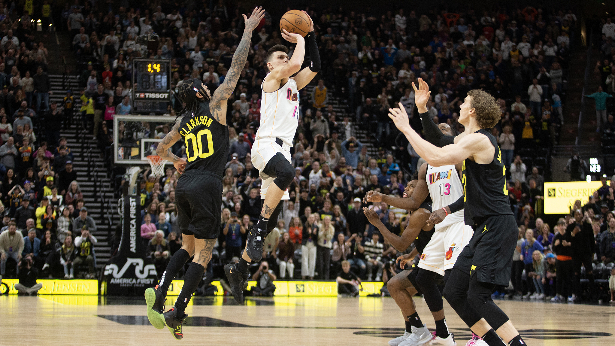 开云官网-包含NBA常规赛倒计时；拜仁慕尼黑清晨绝杀压哨；细节引发关注；球迷炸锅；临场指挥获称赞的词条-开云官网